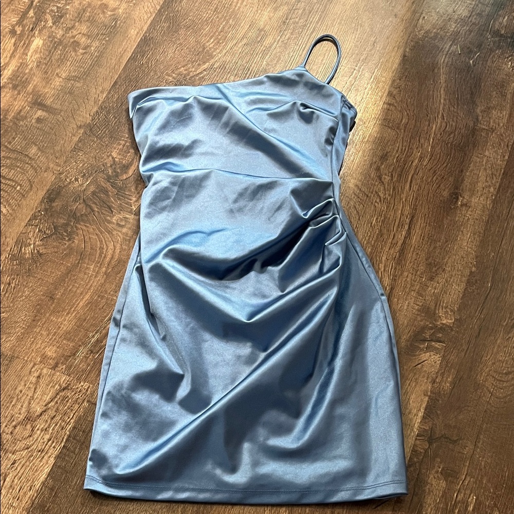 Windsor One-Shoulder Satin Dress in Blue